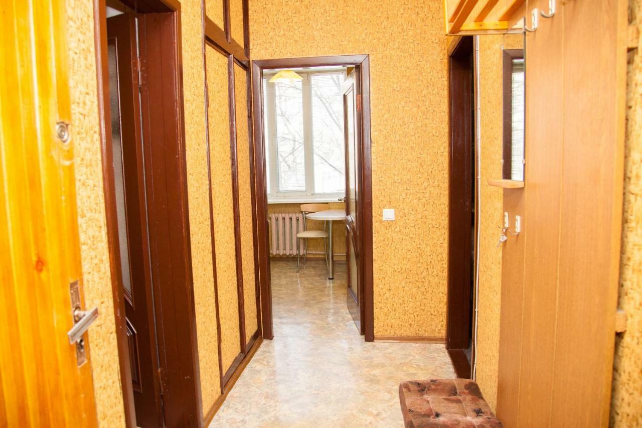 Semi-Luxury Apt On 82 Nezalezhnoi Ukrаiny Street Near Intourist Hotel Zaporizhia Exterior foto